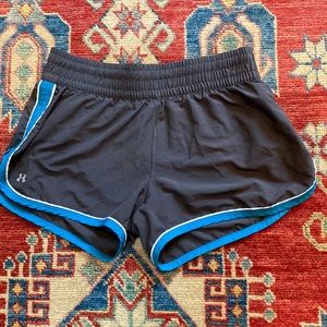 Under armor workout shorts size small